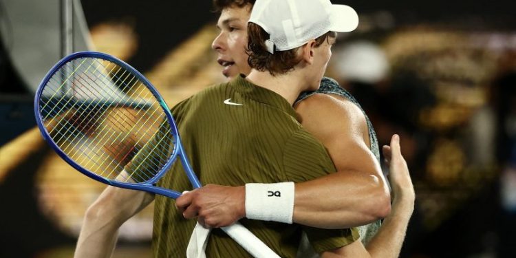 Sinner thumps Shelton in Aussie Open, will face Djokovic in semis