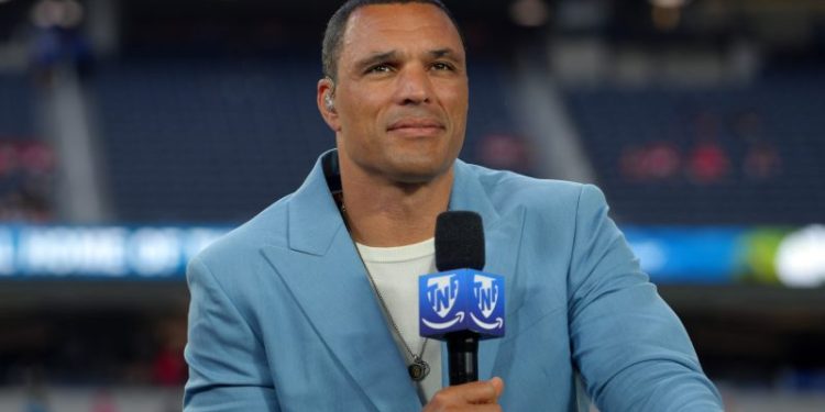 Why ‘relax your tight end’ Super Bowl ad is personal for Hall of Famer