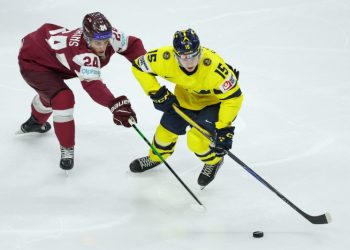 NHL mock draft: Gavin McKenna’s improved, but he’s not back in first