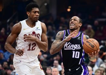 Kings forward De’Andre Hunter shares what he’ll bring to Sacramento