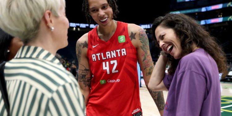 Brittney Griner, Sue Bird among women’s sports stars calling out ICE