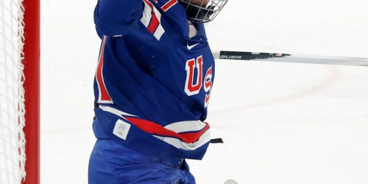 Hilary Knight ties US women’s Olympic hockey record for most goals