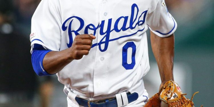 Former Kansas City Royals speedster dies at 34