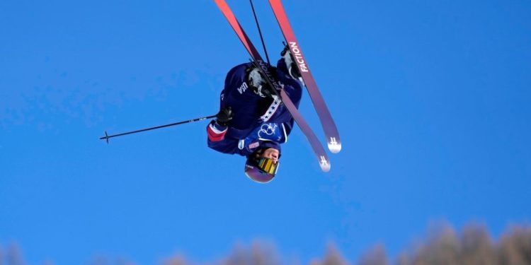 After tense qualifiers, US freeskiers make Olympic finals