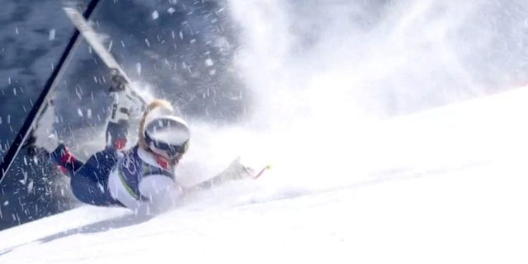 IOC president sends message of support to Lindsey Vonn after crash