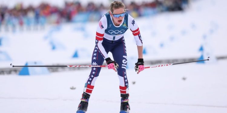 Jessie Diggins’ injury limits her in Olympics cross-country ski sprint