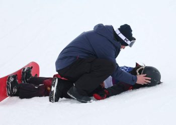 Snowboarder has major halfpipe crash, taken off by emergency sled