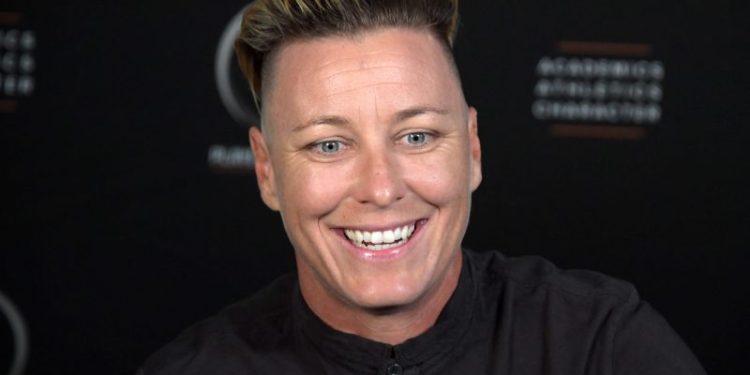 Women athletes sound off on Trump’s locker room comments