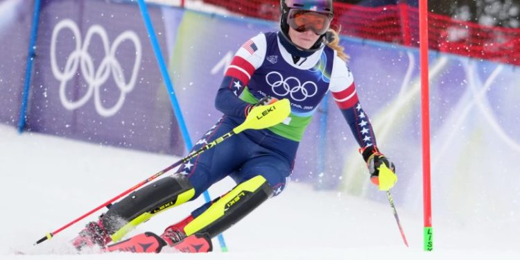 Mikaela Shiffrin draws bib No. 3 for giant slalom race
