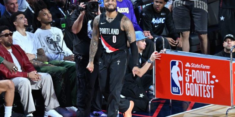 Damian Lillard makes dramatic return, history with 3-point contest win