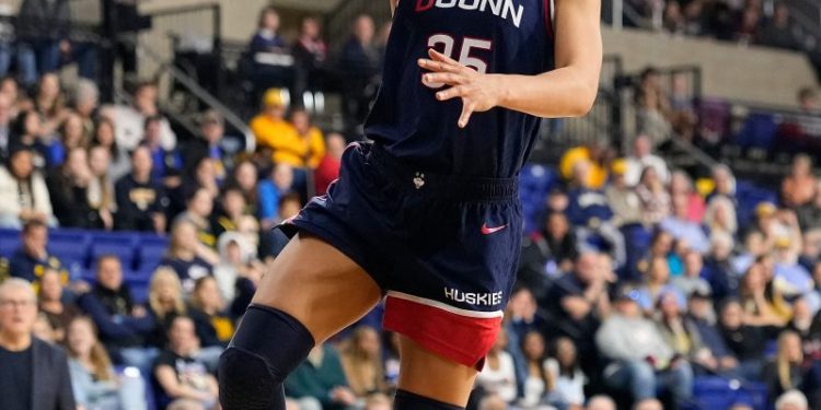 UConn leads first top 16 seed projection for women’s NCAA Tournament