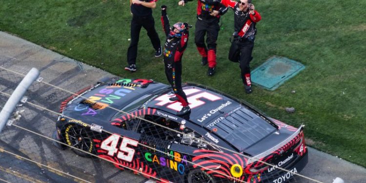 Tyler Reddick wins 2026 Daytona 500 in wild opening to NASCAR season