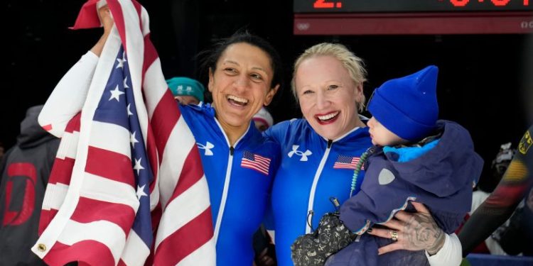 USA continues women’s bobsled domination with gold, bronze in monobob