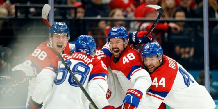 Czechia had too many men on ice during goal against Canada