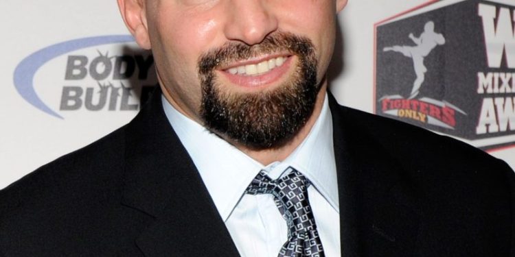 Ex-MMA fighter Tiki Ghosn gets in altercation with boxing influencer