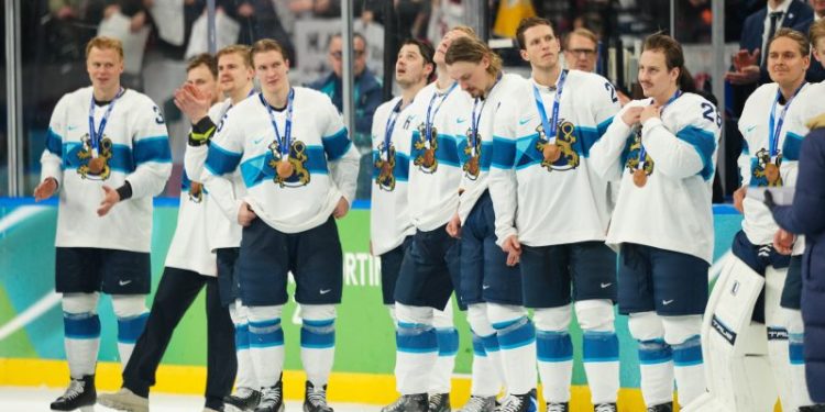 Finland defeats Slovakia for men’s hockey bronze medal: Highlights