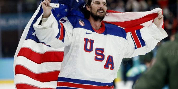 US hockey goalie is pure gold in win over Canada