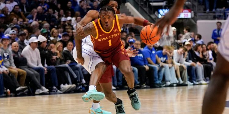 Bracketology: Wild weekend leads to new No. 1 seed in tournament field