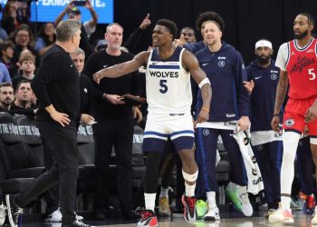 Why Anthony Edwards yelled at his own coach after late dagger