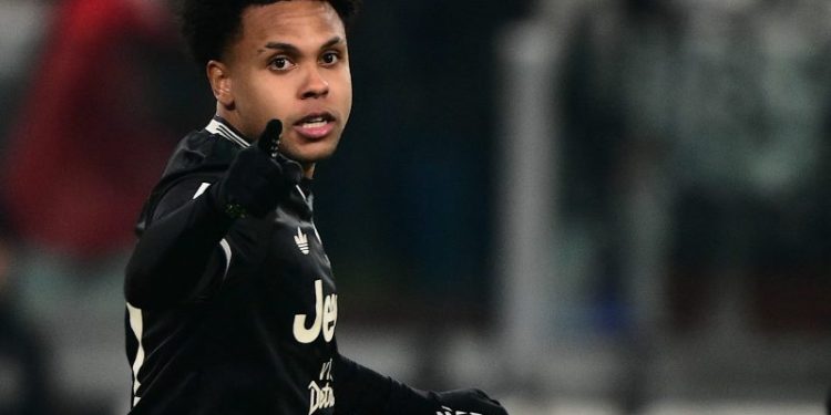 USMNT midfielder signs contract extension with Juventus