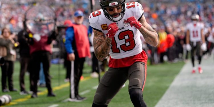 Who are the best free agent WRs this year? See the top 10