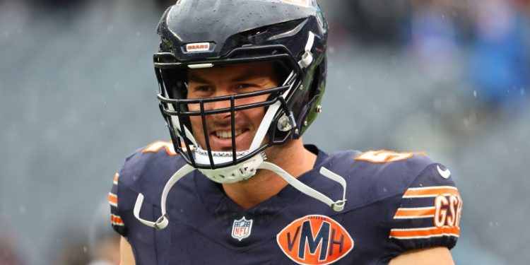 NFL offensive lineman retiring at age 27, per reports