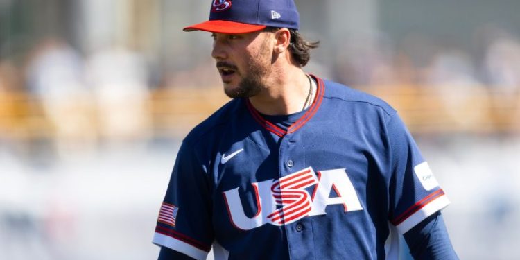 Wearing USA jerseys in WBC exhibition means everything to MLB superstars