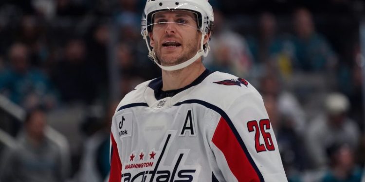 NHL trade deadline tracker: Avalanche, Golden Knights acquire centers