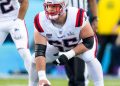 Bears acquire replacement for retired center in trade with Patriots