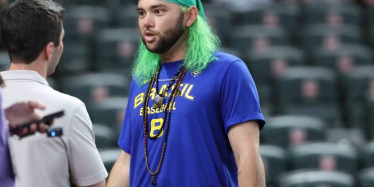 MLB legend’s son stealing WBC show with his hair