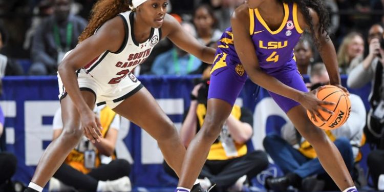 South Carolina tops LSU, eyes fourth straight SEC Tournament title