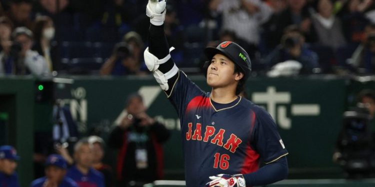 Which WBC teams have clinched a spot in the quarterfinals?