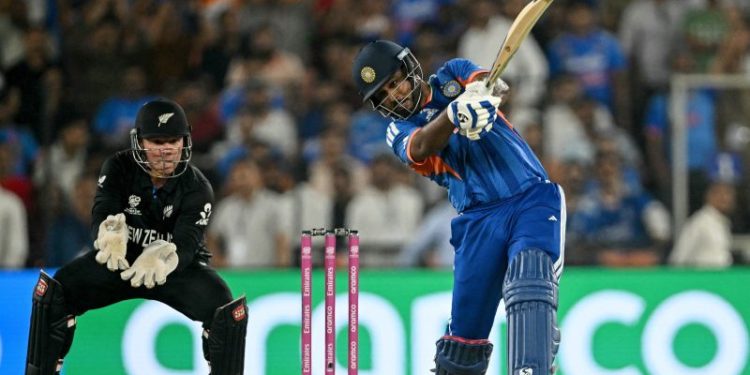 India cricket scores record-breaking run total in T20 final