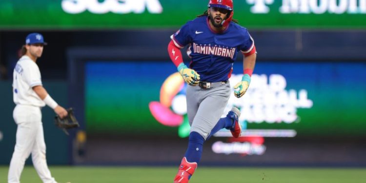 Tatis leads Dominican Republic to easy win over Israel in WBC