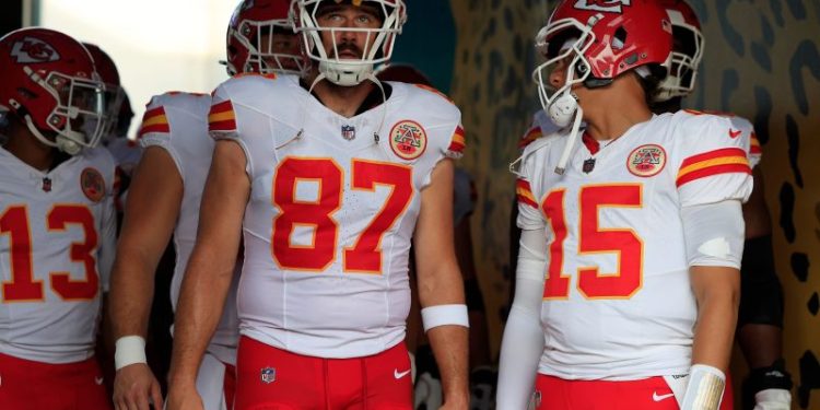 Chiefs headed back to Super Bowl? What Kelce, Walker signings mean