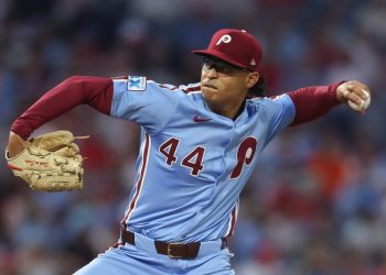 National League power locks up lefty on $135 million extension