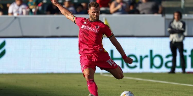 Wife of St. Louis City star dies of cancer